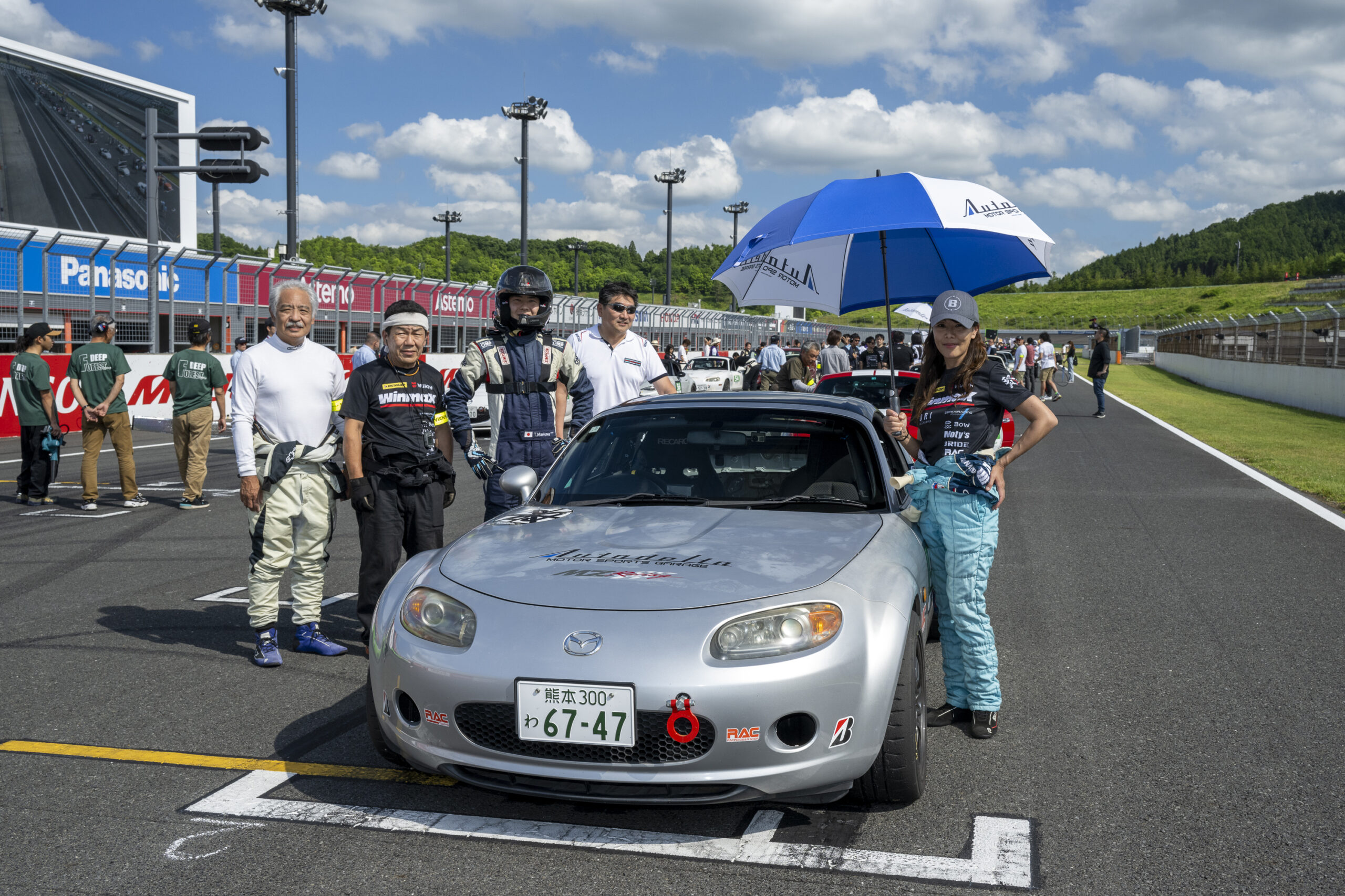 人生一度はレース体験」「レッスン生徒さんがレースデビュー